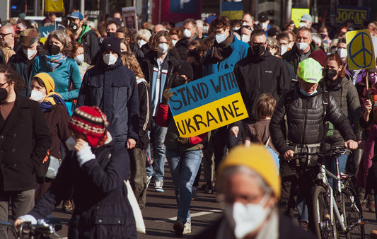 Crosshouse Ministries blog post on praying for the people in Ukraine and Russia.